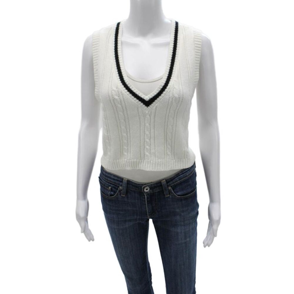 G. Women White Acrylic V-Neck Striped Sleeveless Vest Sweater Size M
